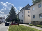 Helle Wohnung mit Balkon und Wohlfühlcharakter in Ebersdorf - Außenansicht