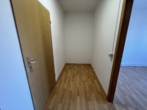 Wohlfühlwohnung mit Balkon und Einbauküche zum Verlieben - Flur