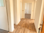 *Ihre großzügige 3- Zimmerwohnung im Grünen wartet auf Sie * - Flur