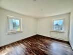 Ruhig, gepflegt und sofort zum Wohlfühlen - Wohnzimmer