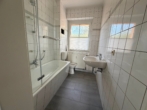 Ruhig, gepflegt und sofort zum Wohlfühlen - Badezimmer