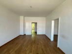 Attraktive Stadtwohnung im Herzen von Chemnitz - Wohnzimmer
