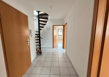 Wohnen auf zwei Ebenen – Maisonette mit flexibler Küchengestaltung, 09111 Chemnitz, Wohnung