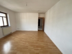 Wohnen auf zwei Ebenen – Maisonette mit flexibler Küchengestaltung - Wohnzimmer