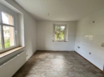 Helle Erdgeschosswohnung – mit Einbauküche & Pachtgarten auf Wunsch - Küche