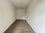 Wohlfühlwohnen zwischen Zeisigwald & Stadion – 1 Jahr Stellplatz gratis bei Abschluss bis 31.10.. - Zimmer