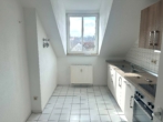Gemütliche Maisonette-Dachwohnung mit Einbauküche-Terrasse im Hof möglich - Küche