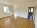 Über wenige Stufen in Ihr neues Zuhause * mit Einbauküche - Schlafzimmer