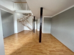 Traumhafte Maisonettwohnung am Küchwald - 2 Monate Kaltmietfrei - Wohnzimmer