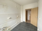 Über wenige Stufen in Ihr neues Zuhause im 1. Obergeschoss - Beispielbild Küche