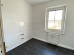 + Charmante 3 Raum Wohnung wartet auf Sie + - Küche