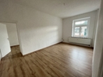 Stilvolles Ankommen im Erdgeschoss – wohnen im Herzen des Altbaus - Wohnzimmer
