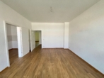 Wohnen im Herzen von Chemnitz – zentrale Lage mit Altbauflair - Wohnzimmer