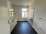 Wohnkomfort in zentraler Lage von Chemnitz - Badezimmer