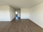 2 Balkone, 2 Bäder - Traumwohnung sofort bezugsfertig - Wohnzimmer