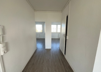 2 Balkone, 2 Bäder – Traumwohnung sofort bezugsfertig, 06132 Halle, Etagenwohnung