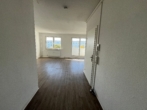 2 Balkone, 2 Bäder - Traumwohnung sofort bezugsfertig - Wohnzimmer