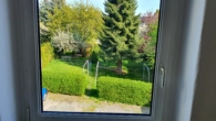 Gemütliches Zuhause im Grünen mit Garten - Blick aus dem Küchenfenster
