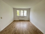 Ruhig gelegen, flexibel ausgestattet: Ihr Wohntraum mit Einbauküche - Stellplatz auf Wunsch möglich - Schlafzimmer