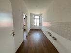 Wohnen mit Weitblick – stilvolle Altbauwohnung in zentraler Lage - Küche