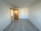 Freundliche Wohnung mit Balkon in idyllischer Lage - Schlafzimmer