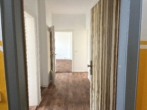 + Charmante 2 Raum Wohnung wartet auf Sie + - Willkommen