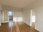 Genießen Sie den traumhaften Ausblick - 4 Raum Wohnung in optimaler Lage - Wohnzimmer