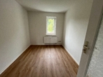 Neuer Glanz & grüne Aussichten – frisch saniert mit neuem Bad - Zimmer