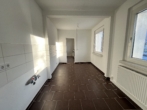 Raum für Komfort: Großzügige Wohnung mit zwei Balkonen und zwei Bädern - Küche