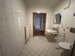 Komfort ohne Barriere – moderne, rollstuhlgerechte Wohnung in Chemnitz - Badezimmer