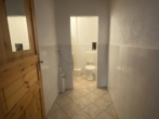 Über wenige Stufen in Ihr neues Zuhause - Badezimmer