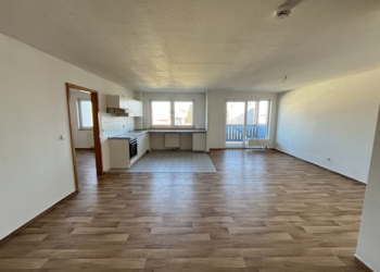 Helle Balkonwohnung mit Einbauküche in Halberstadt, 38820 Halberstadt, Wohnung